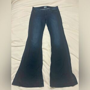Hudson flare jeans - dark wash, size 28, perfect condition!